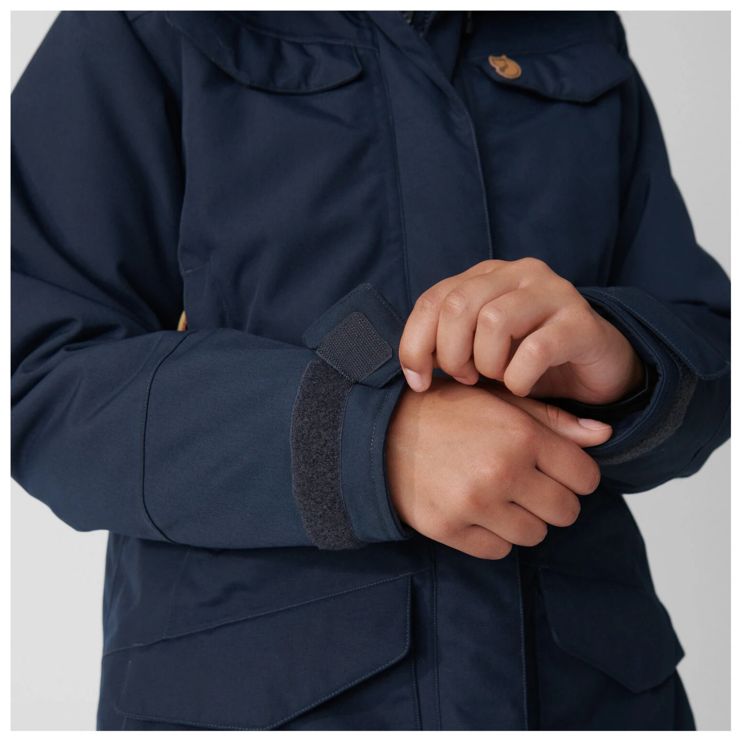 FJÄLLRÄVEN Women's Nuuk Parka - Coat - Image 9